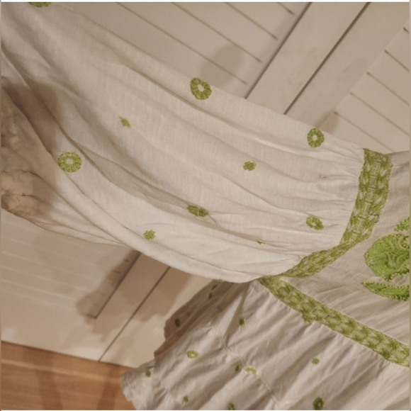 Free People Edie Embroidered Top White and Green Combo Size Large New With Tags - Picture 6 of 11